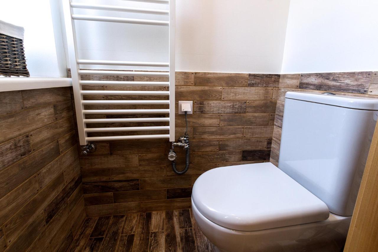 Dzirnavu 92 Studio Apartment Riga Ngoại thất bức ảnh