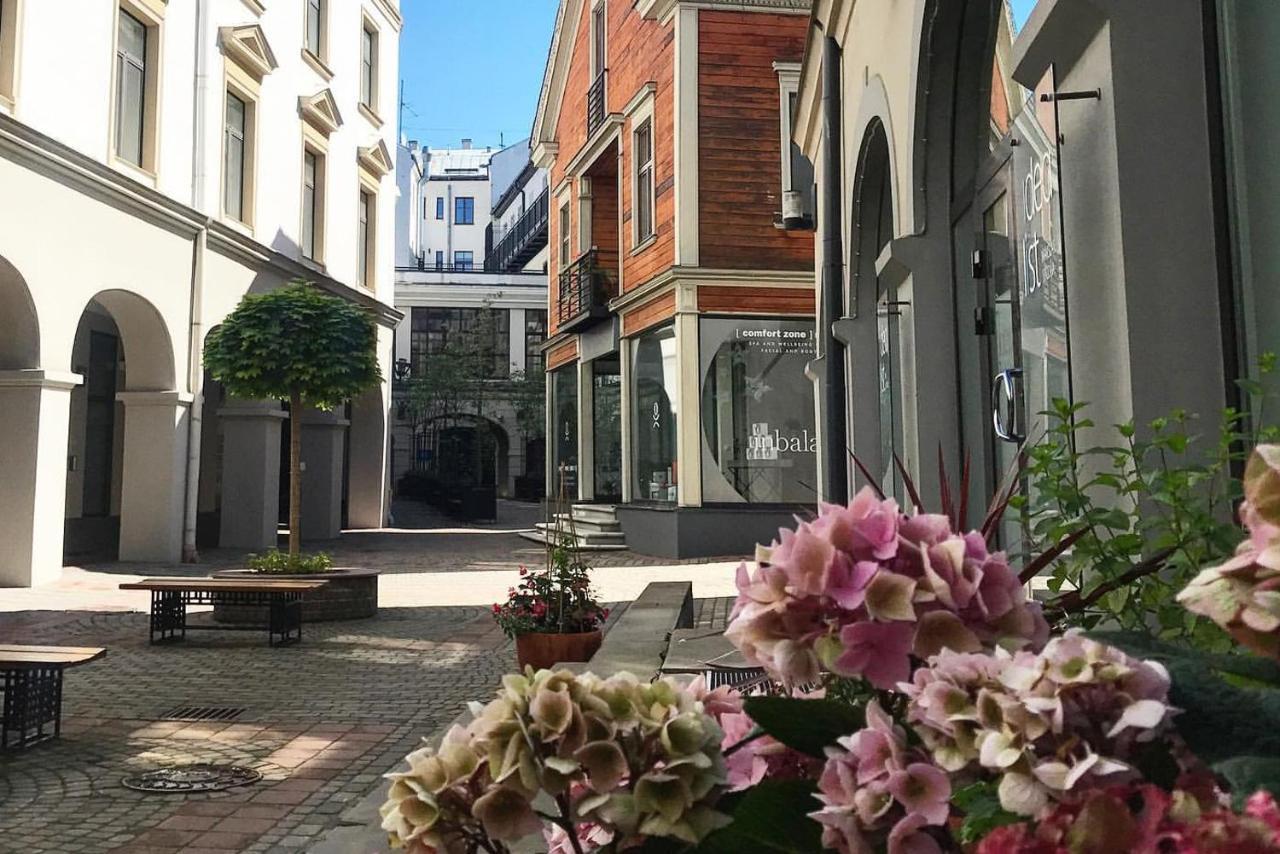 Dzirnavu 92 Studio Apartment Riga Ngoại thất bức ảnh